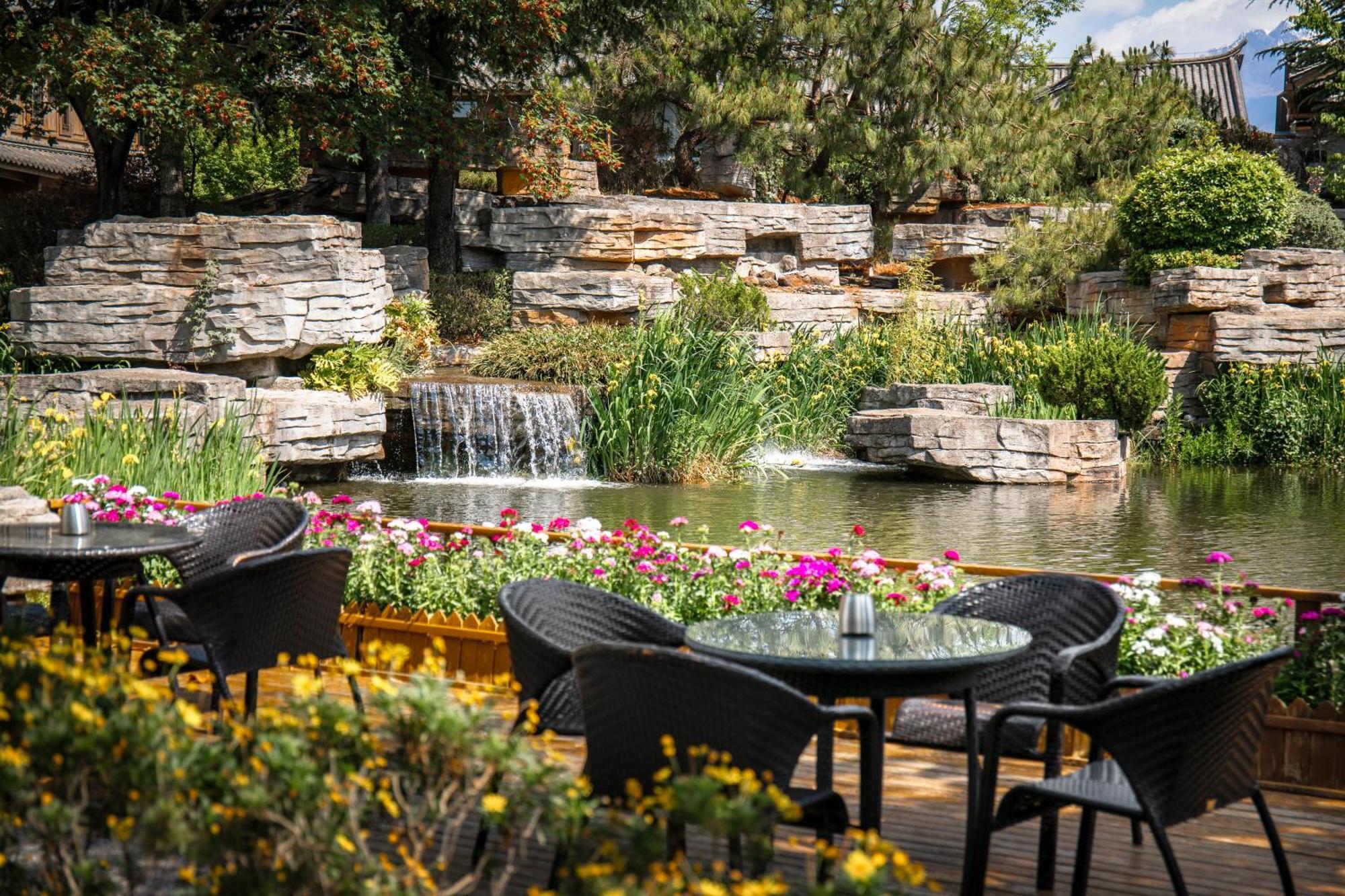 Intercontinental Lijiang Ancient Town Resort, An Ihg Hotel Exterior photo