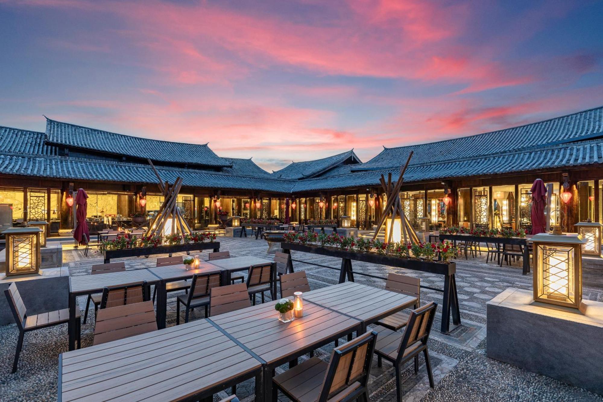 Intercontinental Lijiang Ancient Town Resort, An Ihg Hotel Exterior photo