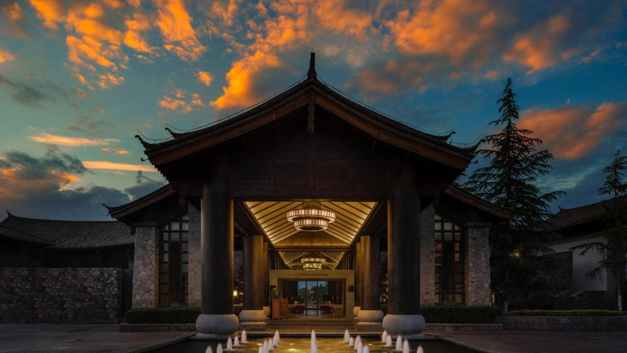 Intercontinental Lijiang Ancient Town Resort, An Ihg Hotel Exterior photo